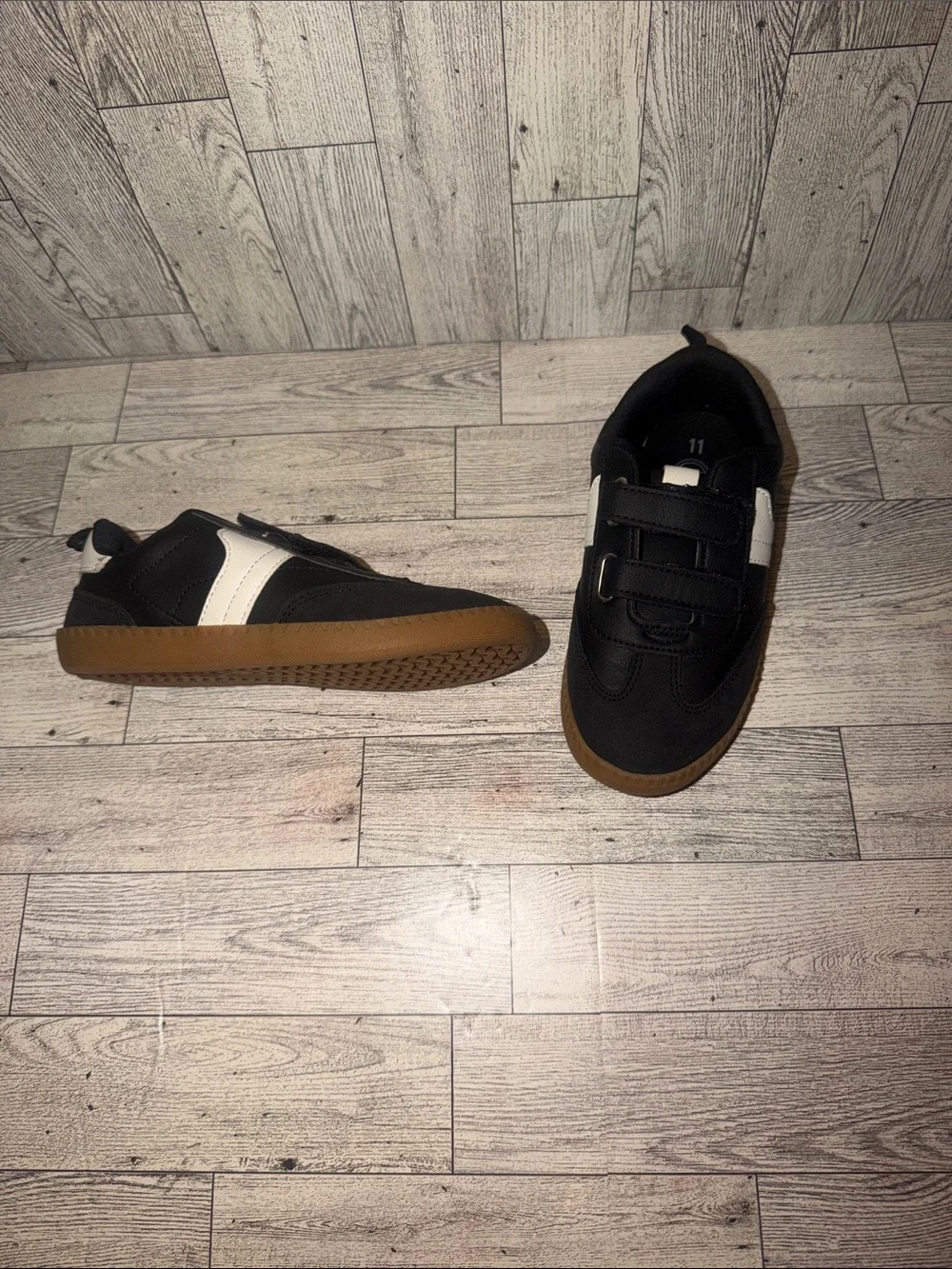 wonder nation Black and White Kids Sneakers with Gum Sole